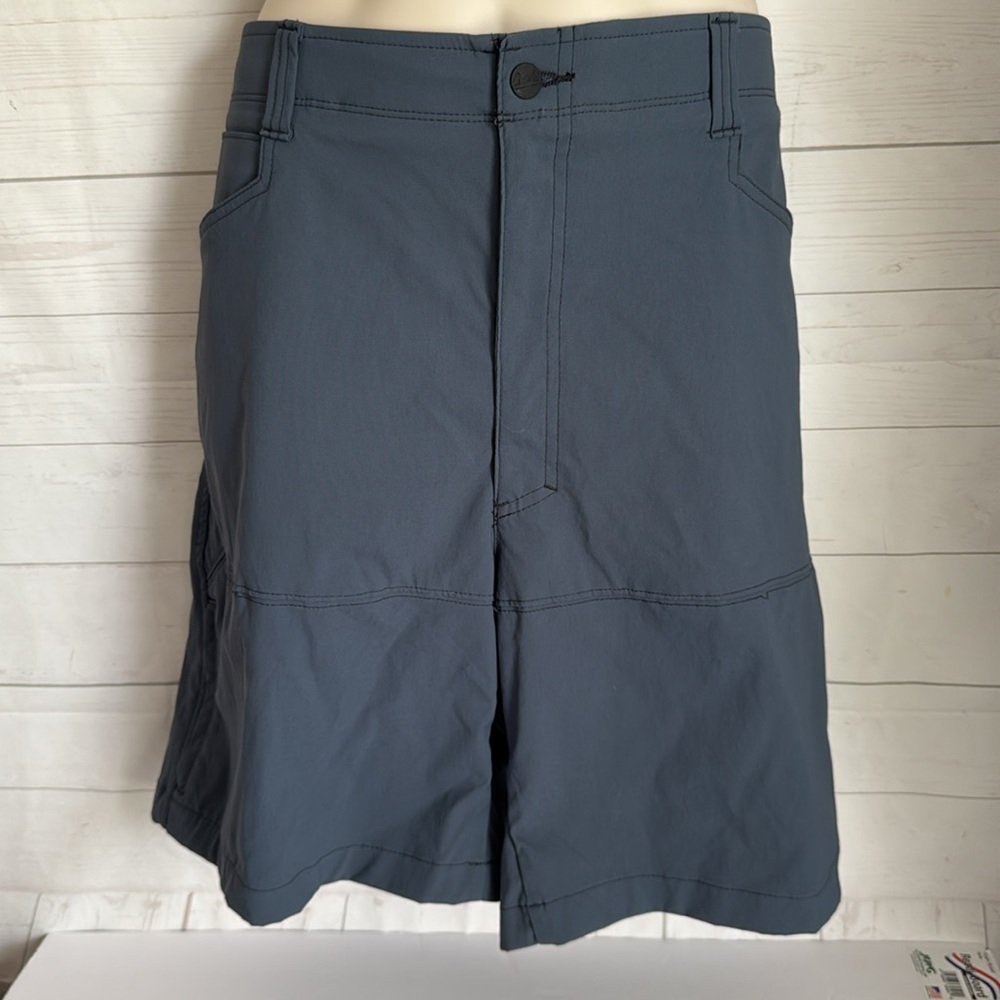 Wrangler Sz 40 Gray Cargo Shorts Classic Style Elastic Waistband Hiking Walking